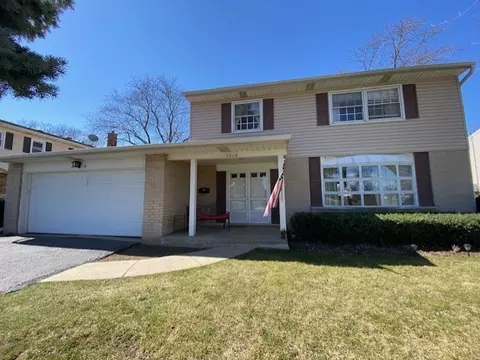 1614 S Fernandez Ave, Arlington Heights, IL 60005