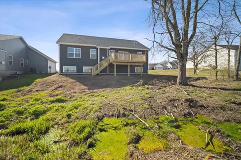 Exterior - 2706 Handel Dr, Bloomington, IL 61704 photo 3 of 7
