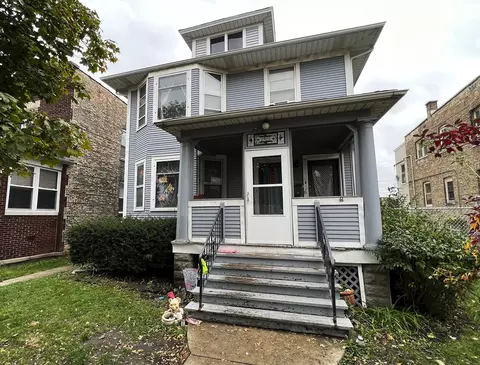 2425 Lewis St, Blue Island, IL 60406