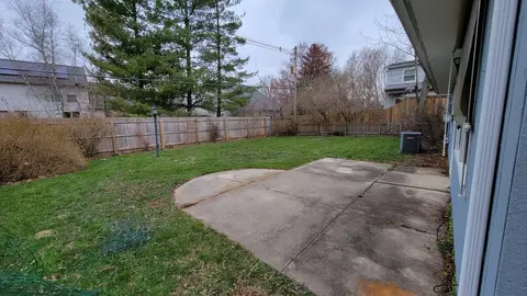 2019 Rebecca Dr, Champaign, IL 61821 photo 18