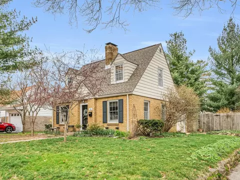 1110 W John St, Champaign, IL 61821