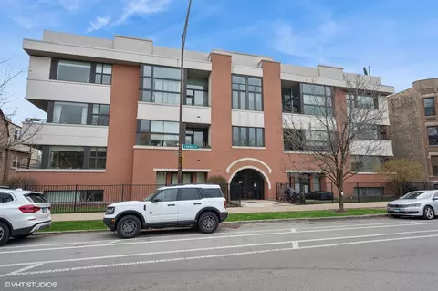 2065 N Kedzie Ave #108, Chicago, IL 60647