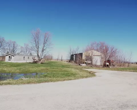 2959 N 3109th Rd, Seneca, IL 61360