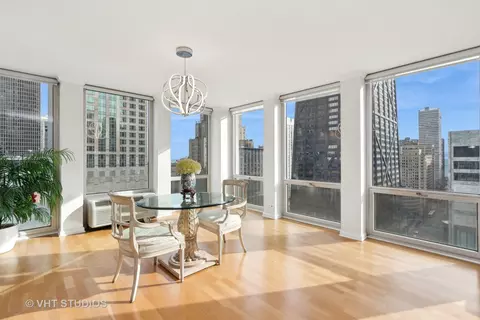 111 E Chestnut St #17A, Chicago, IL 60611 photo 7
