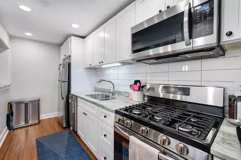 Kitchen - 15 E Goethe St, Chicago, IL 60610 photo 1 of 5