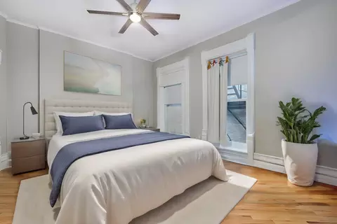 Bedroom - 15 E Goethe St, Chicago, IL 60610 photo 6 of 8