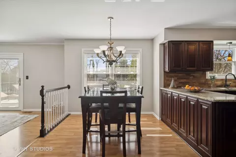 Dining - 60 Forestview Ln, Aurora, IL 60502 photo 1 of 2