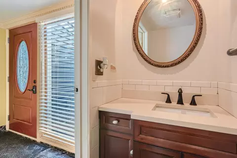 Entry Way - 412 Honey Locust Dr, Wheeling, IL 60090 photo 1 of 1