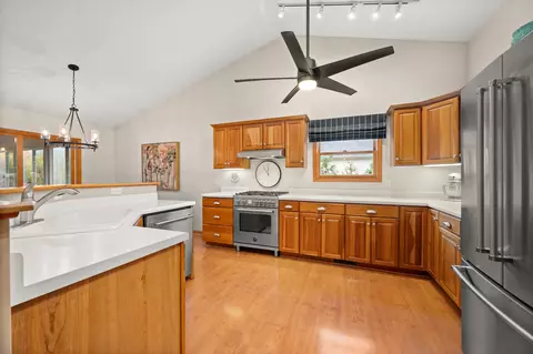 3308 Meadow Trl E, Dekalb, IL 60115 photo 5