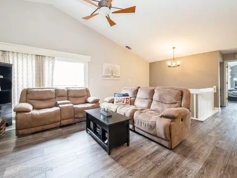Other - 500 Bridle Trl, Wheeling, IL 60090 photo 3 of 16
