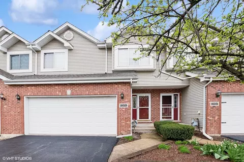 16029 Golfview Dr, Lockport, IL 60441
