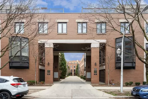 1433 N Cleveland Ave #I, Chicago, IL 60610