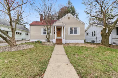 1511 W Church St, Champaign, IL 61821