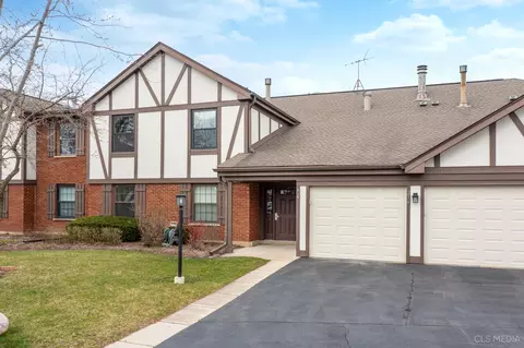 216 Brookston Dr #C2, Schaumburg, IL 60193
