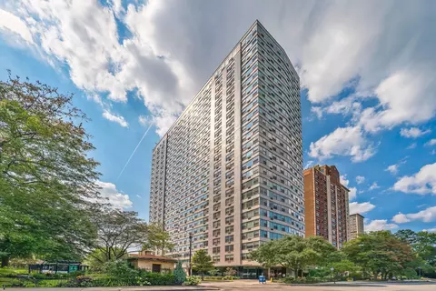 3900 N Lake Shore Dr #6E, Chicago, IL 60613