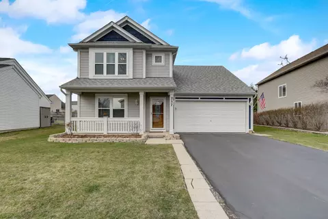 257 E Camden Ln, Round Lake Beach, IL 60073