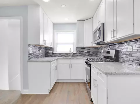 Kitchen - 143 E 119th Pl, Chicago, IL 60628 photo 2 of 4