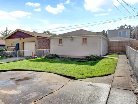 Exterior - 143 E 119th Pl, Chicago, IL 60628 photo 6 of 6