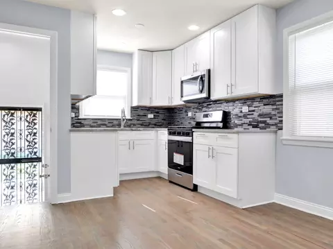 Kitchen - 143 E 119th Pl, Chicago, IL 60628 photo 1 of 4