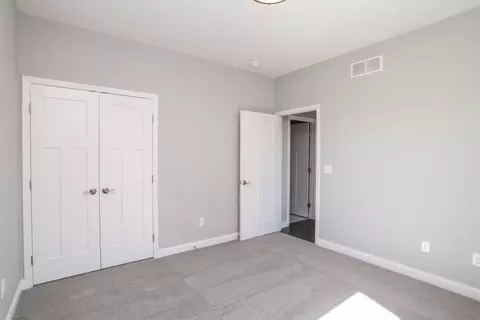 Bedroom - 19 Fedor Cir, Bloomington, IL 61705 photo 3 of 3