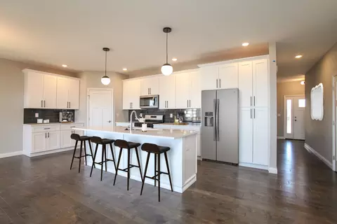 Kitchen - 19 Fedor Cir, Bloomington, IL 61705 photo 1 of 4