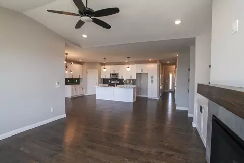 Living - 19 Fedor Cir, Bloomington, IL 61705 photo 5 of 5