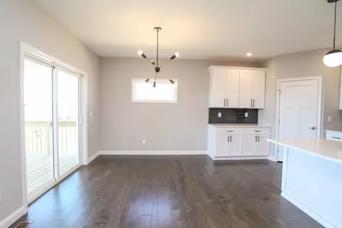 Dining - 19 Fedor Cir, Bloomington, IL 61705 photo 2 of 2