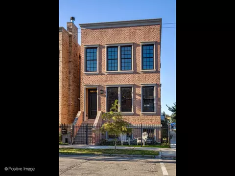 1100 W Fry St, Chicago, IL 60642