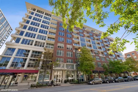 901 W Madison St #804, Chicago, IL 60607