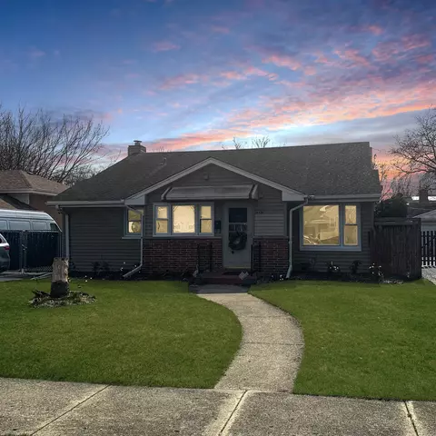 1027 Glenlake Ave, Park Ridge, IL 60068