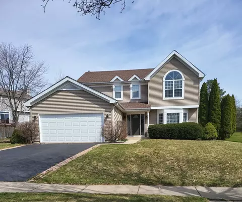 1759 Deerhaven Dr, Crystal Lake, IL 60014