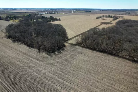 23200 Streit Rd, Harvard, IL 60033 photo 10