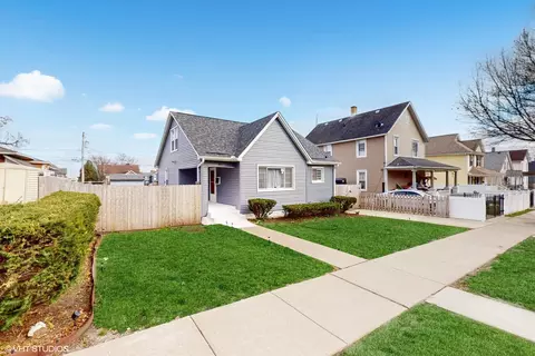 422 Summit St, Joliet, IL 60435