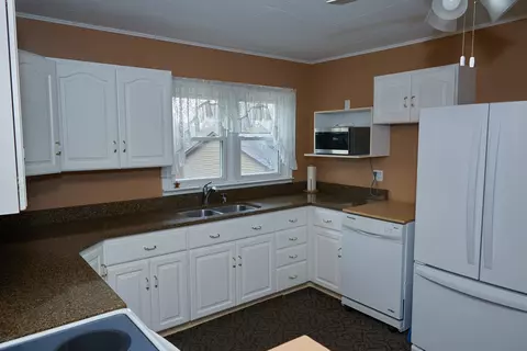 Kitchen - 1910 Fulton St, Peru, IL 61354 photo 2 of 3