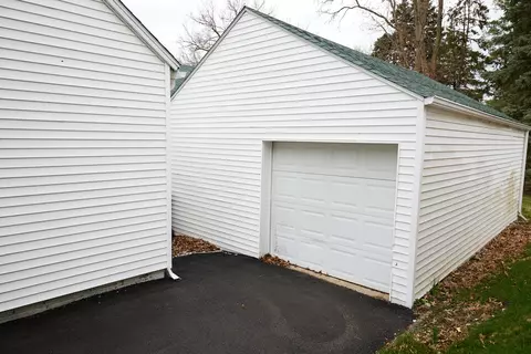 Exterior - 1910 Fulton St, Peru, IL 61354 photo 4 of 5