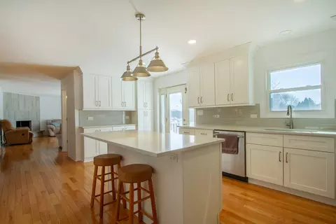 761 E Juniper Dr, Palatine, IL 60074 photo 6