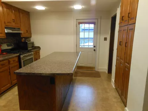 Kitchen - 14906 S Bartlett Ave, Plainfield, IL 60544 photo 5 of 5