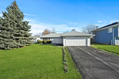 3911 Terrance Ferry Dr, Joliet, IL 60431