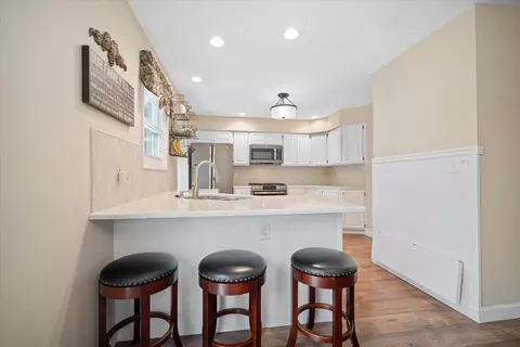 Kitchen - 5 Clearbook Ct, Bloomington, IL 61704 photo 1 of 3
