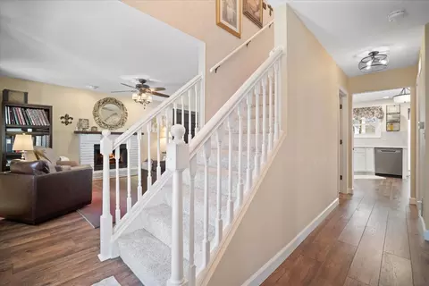 Entry Way - 5 Clearbook Ct, Bloomington, IL 61704 photo 1 of 12