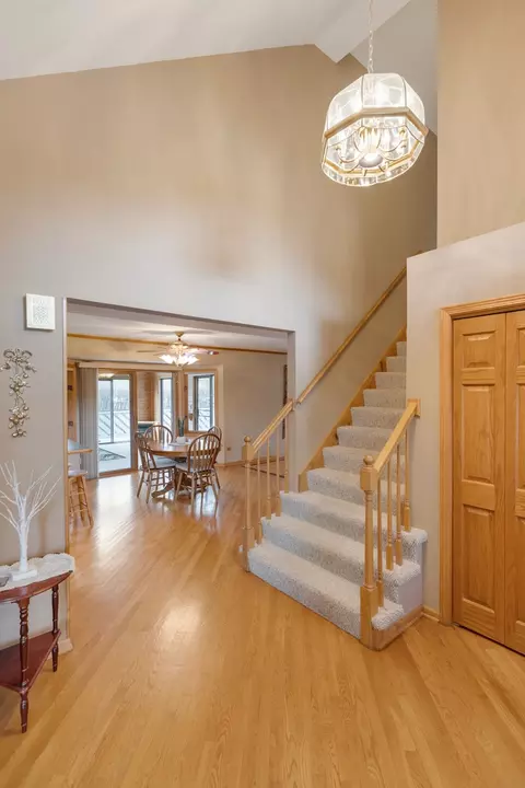Entry Way - 1850 Harvard Ln, New Lenox, IL 60451 photo 1 of 2