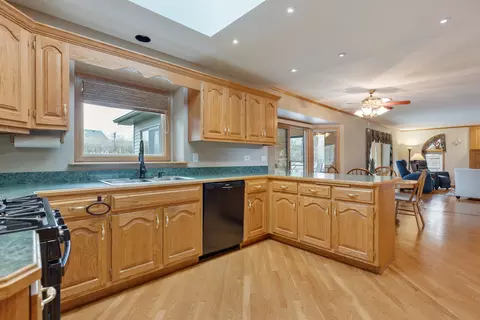 Kitchen - 1850 Harvard Ln, New Lenox, IL 60451 photo 1 of 4