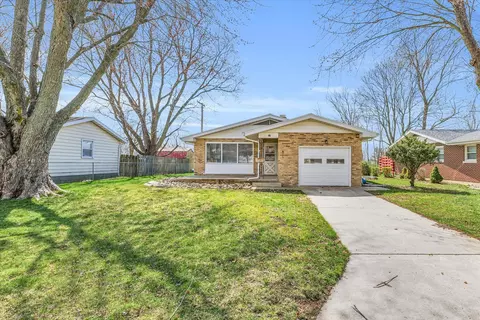 14 Dawn Ave, Paxton, IL 60957