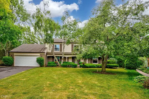 1067 Cobblestone Ct, Northbrook, IL 60062