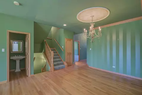 Dining - 6436 Emerald Ct, Willowbrook, IL 60527 photo 1 of 1