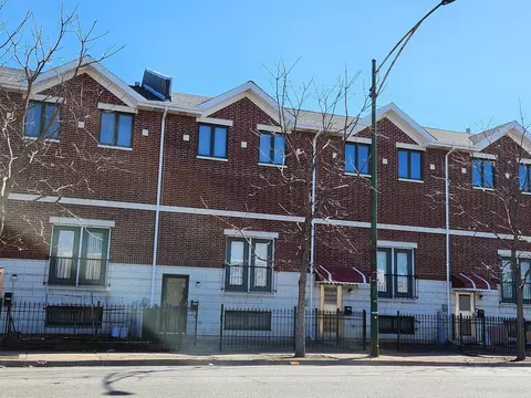 3381 S Archer Ave, Chicago, IL 60608