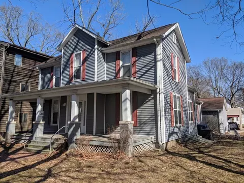 304 S Busey Ave, Urbana, IL 61801