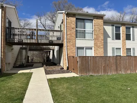 1972 Kenilworth Cir #A, Hoffman Estates, IL 60169