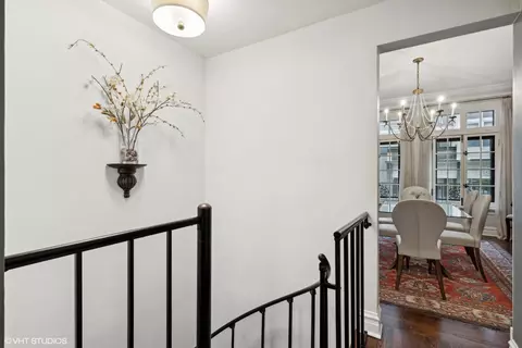 21 Elm St #1C, Chicago, IL 60611 photo 20
