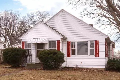 511 W Park St, Morrison, IL 61270